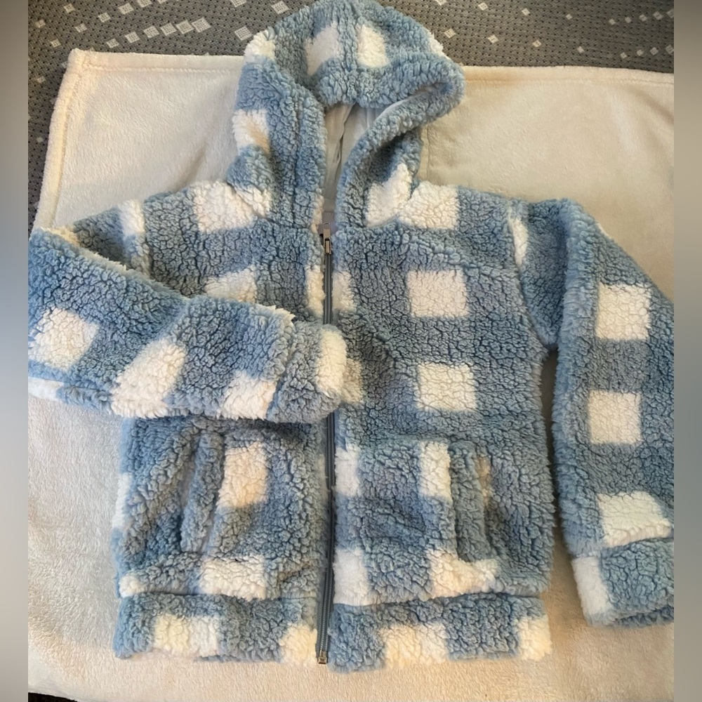 NWT girls Tillys RSQ zip up sweater.